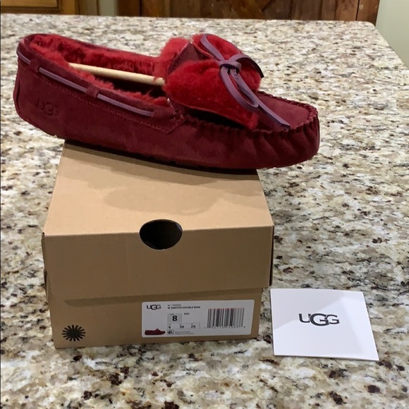 UGG Shoes - UGG Double Bow Kiss 💋 Slippers